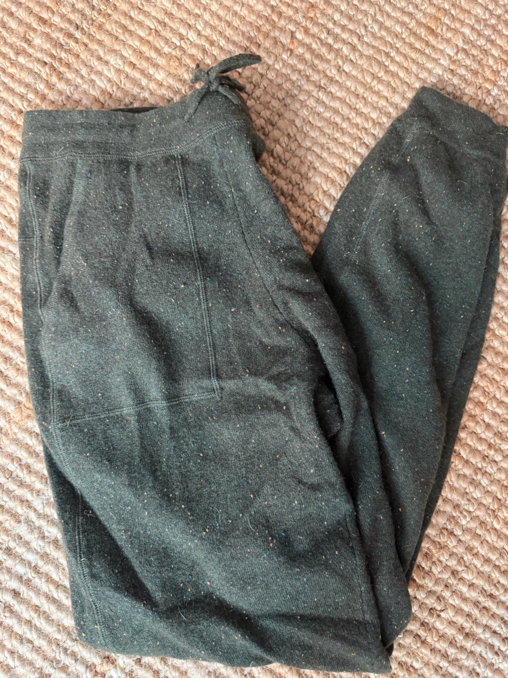 Anatomie Women’s Cashmere Joggers with Drawstring